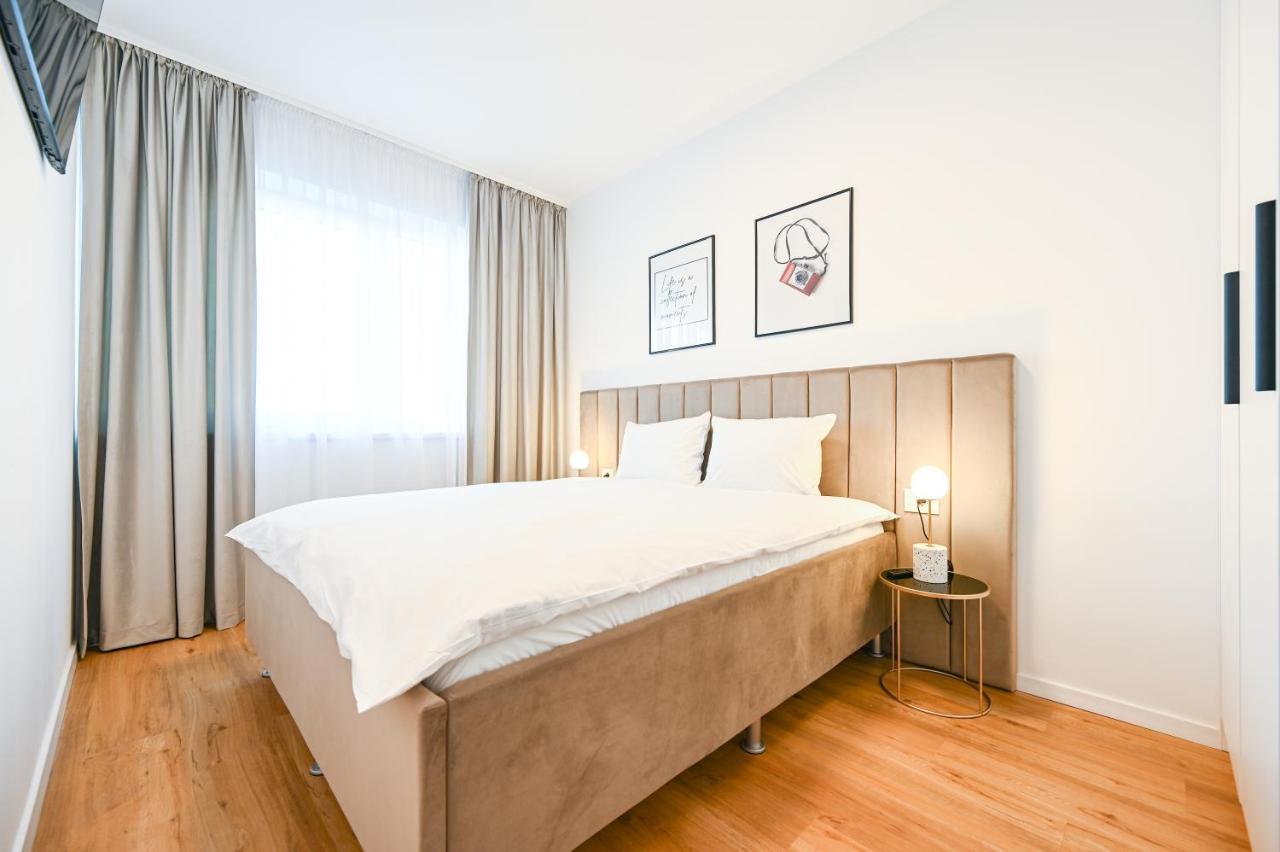 Km Flats Leilighet Oradea Eksteriør bilde